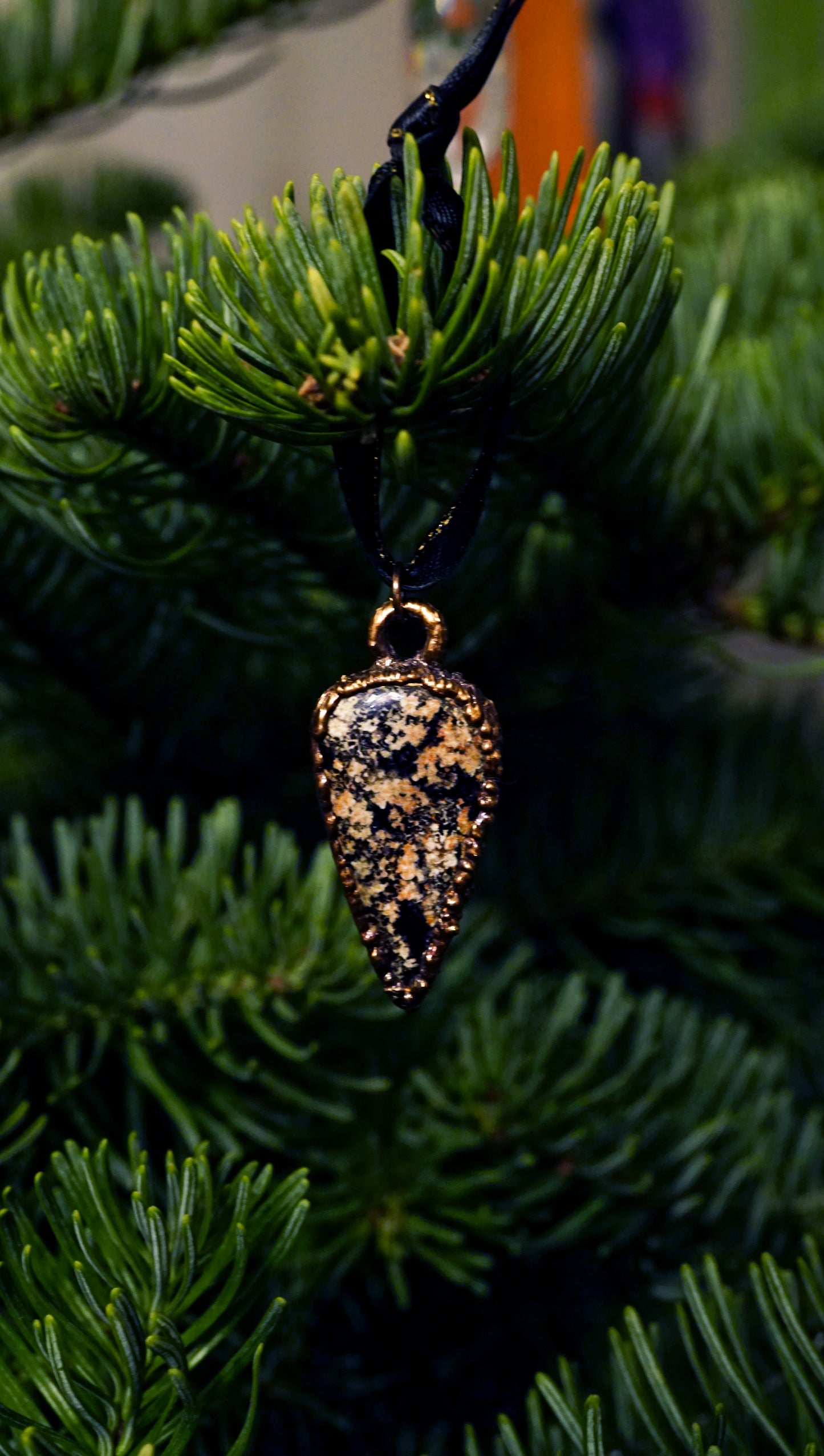 Starry Night-Flower Obsidian Crystal Ornament | Electroformed Copper Christmas Décor